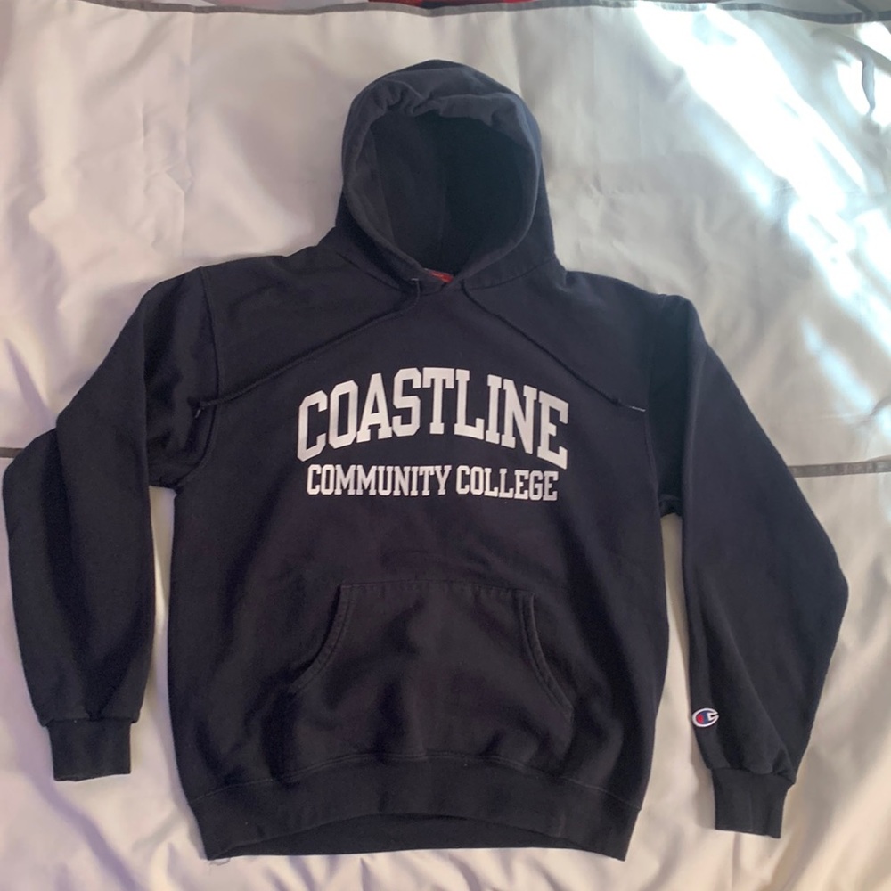 Vintage College Wear :Coastline Community College Size M